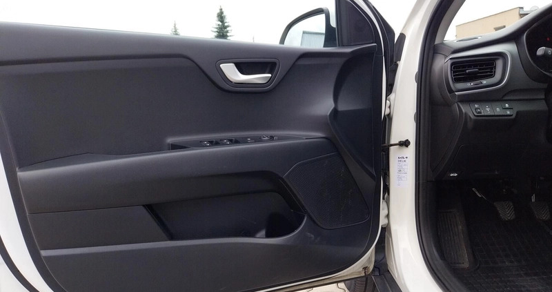 Kia Stonic cena 74800 przebieg: 28900, rok produkcji 2021 z Jasień małe 379